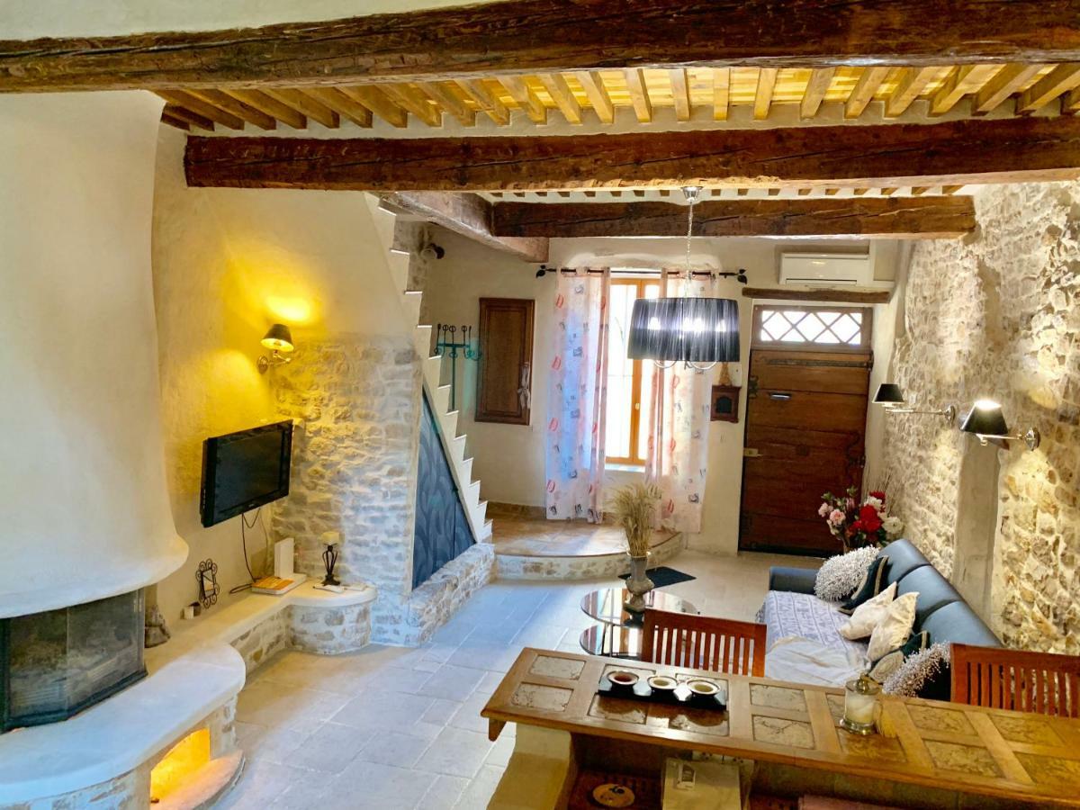 Authentique Bijou Coeur D'Orange A 2 Pas Du Theatre Antique! Villa Екстериор снимка