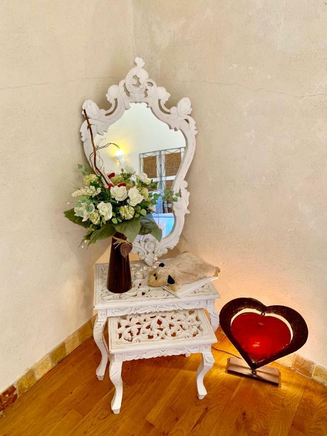 Authentique Bijou Coeur D'Orange A 2 Pas Du Theatre Antique! Villa Екстериор снимка