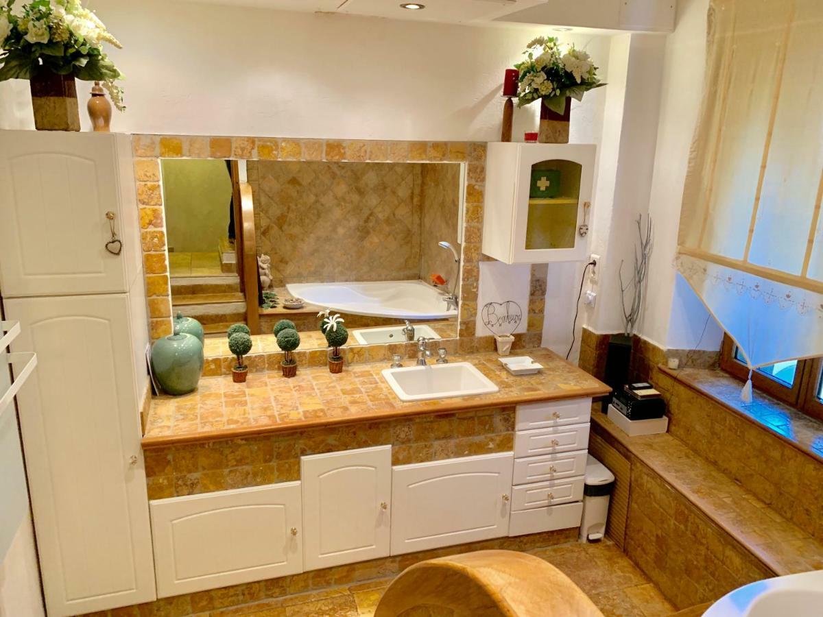 Authentique Bijou Coeur D'Orange A 2 Pas Du Theatre Antique! Villa Екстериор снимка